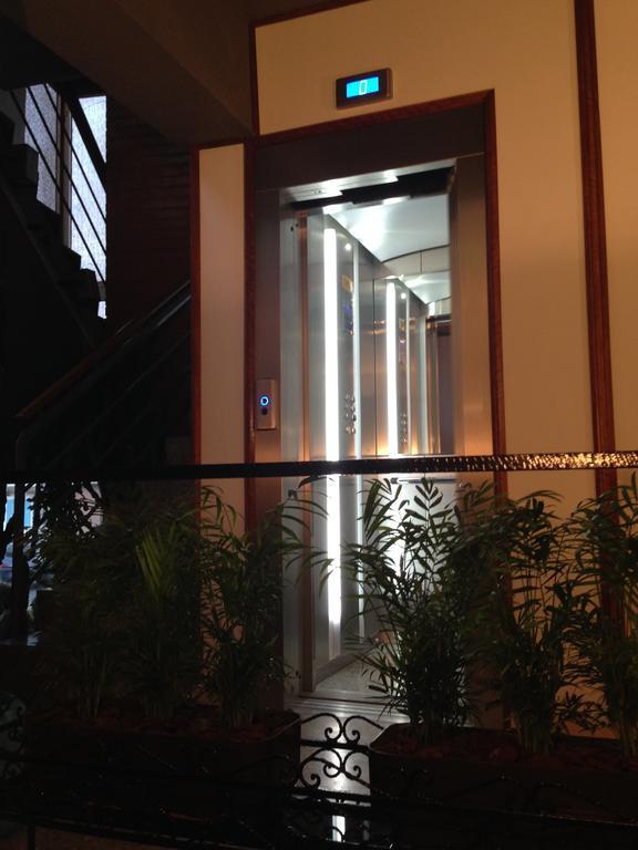 Residence Dei Fiori บอร์ดิเกรา ภายนอก รูปภาพ